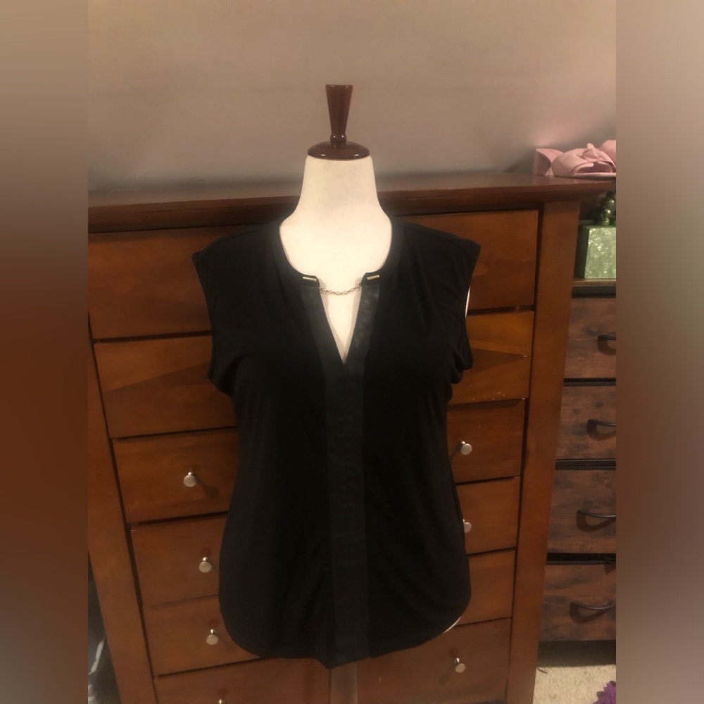 Calvin Klein Black Sleeveless Chain-Trim V-Neck Blouse